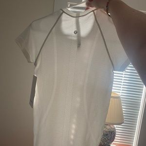 Lulu Swiftly Tech Short Sleeve